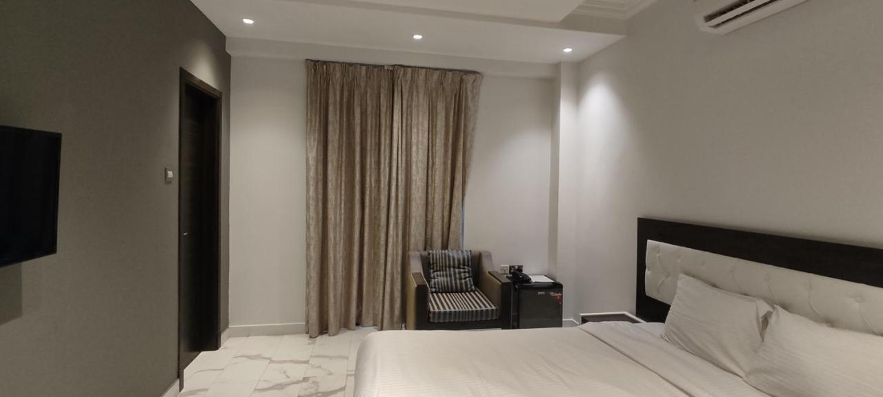 Hala Suites Maskat Zewnętrze zdjęcie